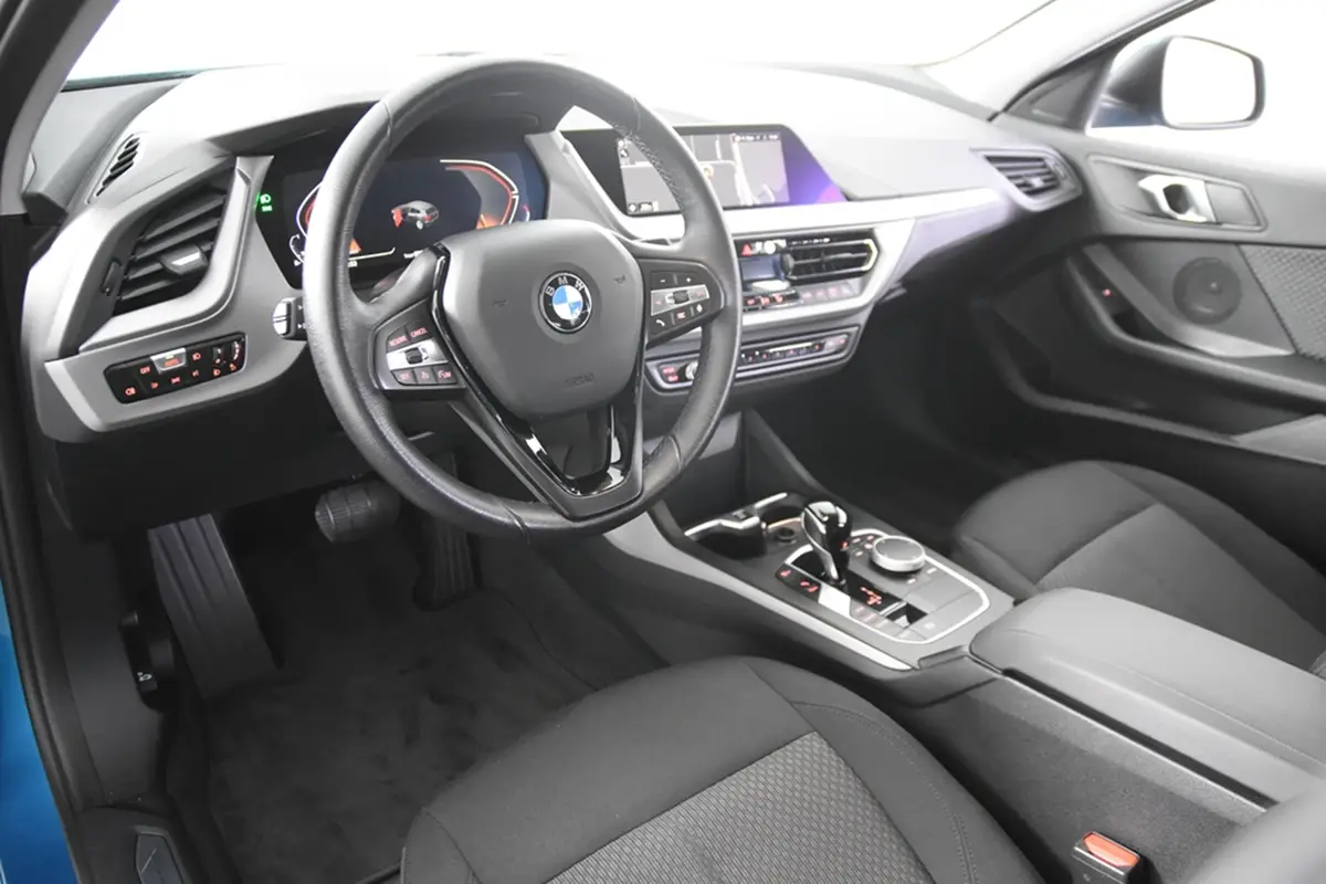 BMW 1 Serie 116i *1ste Eigenaar*Navigatie*Stoelverwarming*18" M-Sport Velgen*: foto 2