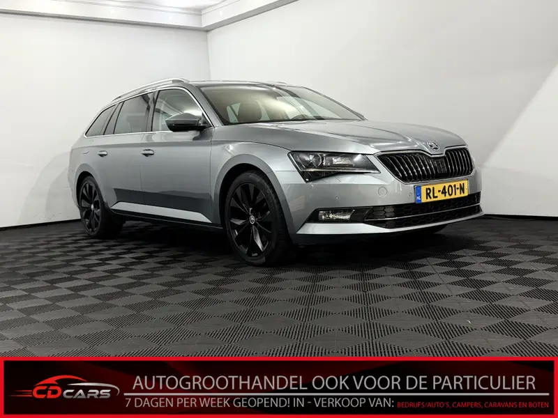 Škoda Superb Combi 1.6 TDI Greenline Business 2018 leasen bij DreamLease: foto 1
