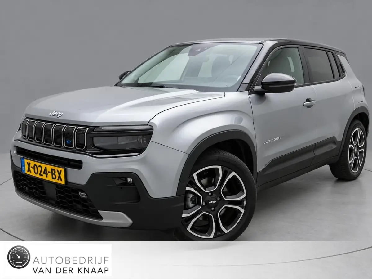Jeep Avenger Black Edition 54 kWh: foto 1