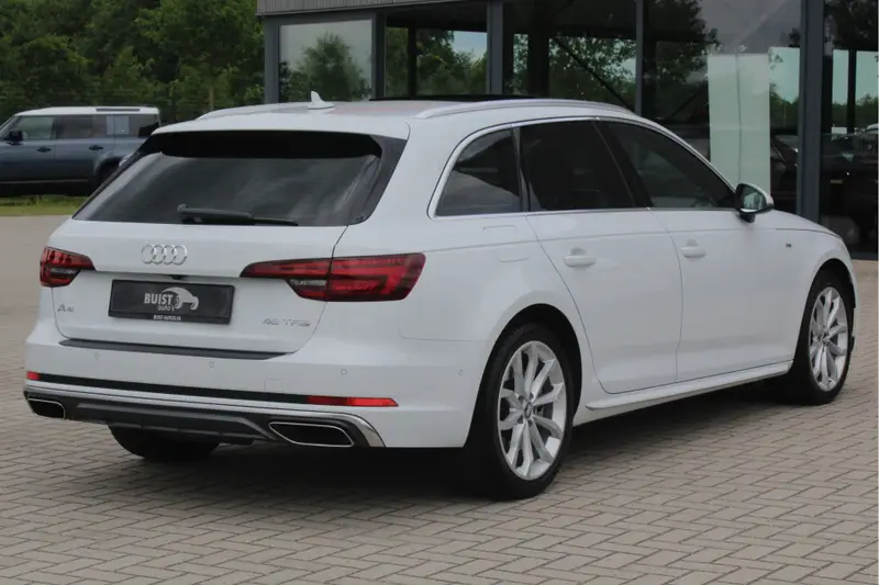 Audi A4 Avant 45 TFSI 245pk S-Line Edition 2019 leasen bij DreamLease: foto 2