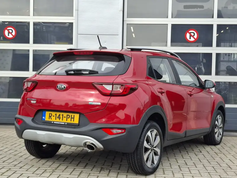 Kia Stonic 1.0 T-GDi MHEV DynamicPlusLine 2021 leasen bij DreamLease: foto 2