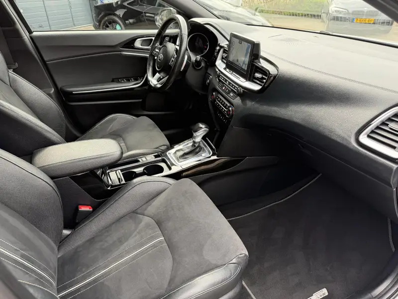 Kia ProCeed 1.4 T-GDI GT-PlusLine 2019 leasen bij DreamLease: foto 2