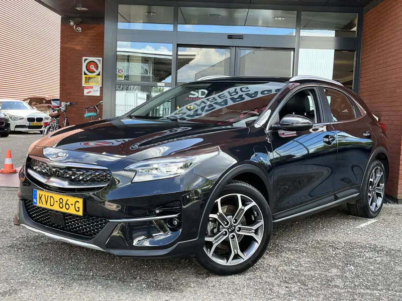 Kia XCeed 1.6 GDi PHEV DynamicPlusLine // SOH 100% // KEYLESS // HALF LEDER // CAMERA+SENSOREN // STUUR+STOELVERARMING // NAVI+CARPLAY // 2021 leasen bij DreamLease: foto 2