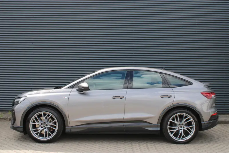 Audi Q4 Sportback e-tron 40 S edition 77 kWh S-Line Warmtepomp 21-Inch Camera Stoelverwarming 2023 leasen bij DreamLease: foto 2