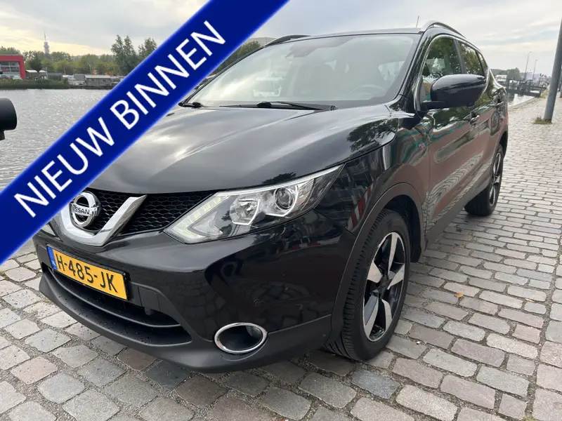 Nissan QASHQAI 1.2 N-Connecta 2017 leasen bij DreamLease: foto 1