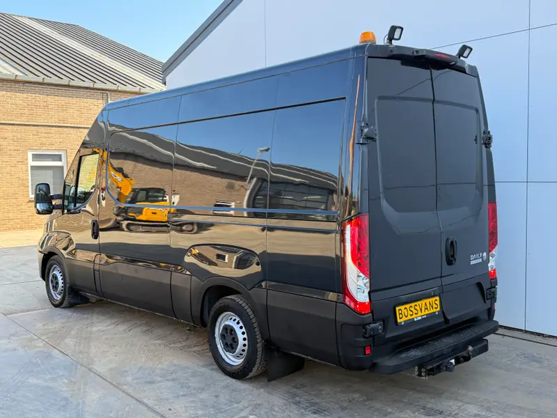 Iveco Daily Daily 35S14 2.3 2018 leasen bij DreamLease: foto 2