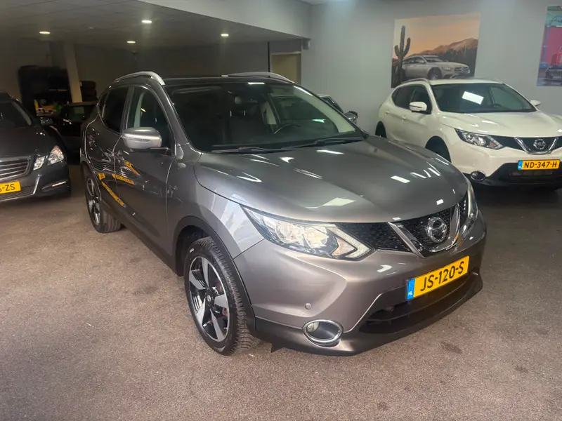 Nissan QASHQAI 1.2 N-Connecta | Panoramadak | Trekhaak | A.Camera + rondomzicht camera | 2016 leasen bij DreamLease: foto 2