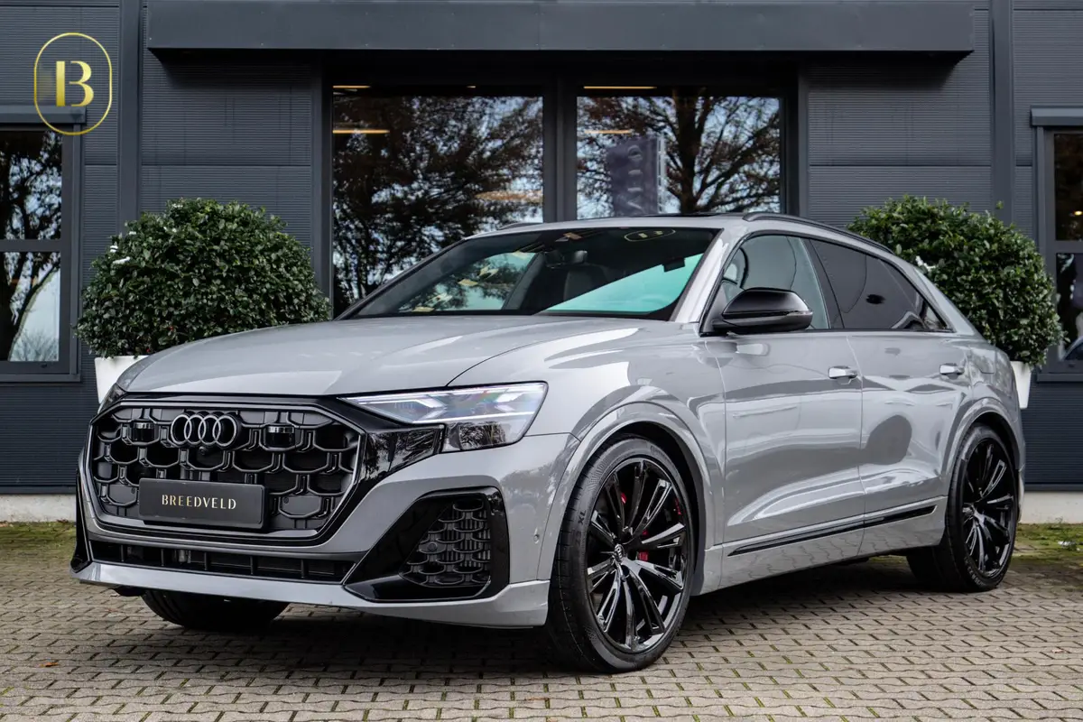 Audi Q8 60 TFSI e: foto 1