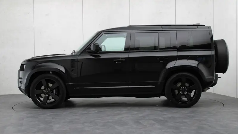 Land Rover Defender 110 P300e 110 X-Dynamic HSE 2026 leasen bij DreamLease: foto 2