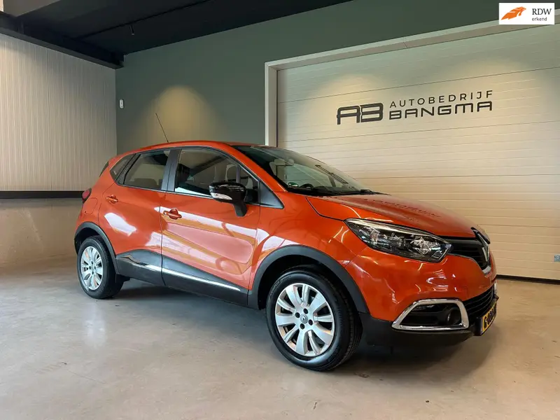 Renault Captur 0.9 TCe BARISTA-uitv|CLIMA AIRCO|CRUISECONTROL|ISOFIX|TREKHAAK|LM-VELGEN|AUX|BLUETOOTH|APK+O.H.BEURT BIJ AFLEVERING 2016 leasen bij DreamLease: foto 1