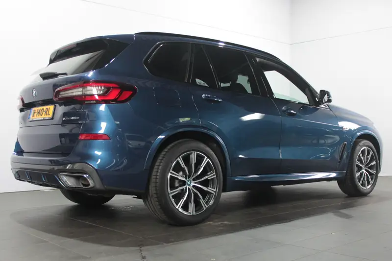 BMW X5 xDrive45e High Executive 2022 leasen bij DreamLease: foto 2