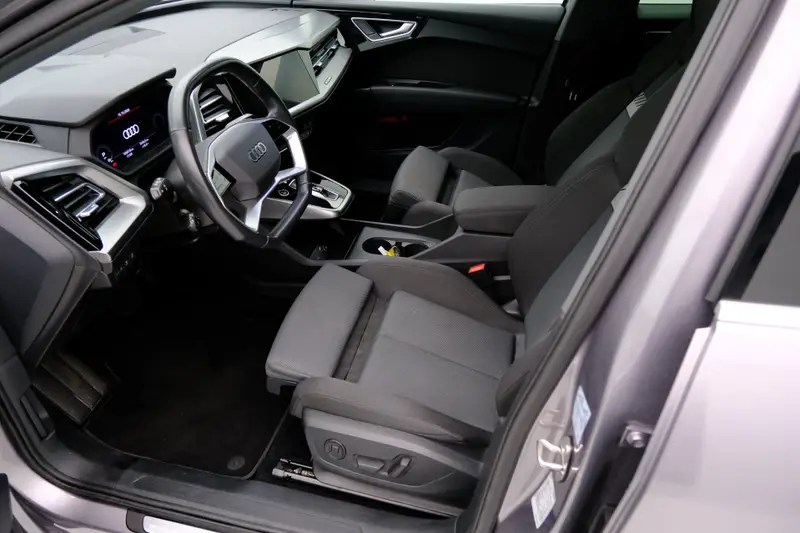 Audi Q4 e-tron 40 Launch edition Advanced Plus 77 kWh Aut. Adap.Cruise|CarPlay|Sportstoelen|LMV|Cam 2021 leasen bij DreamLease: foto 2