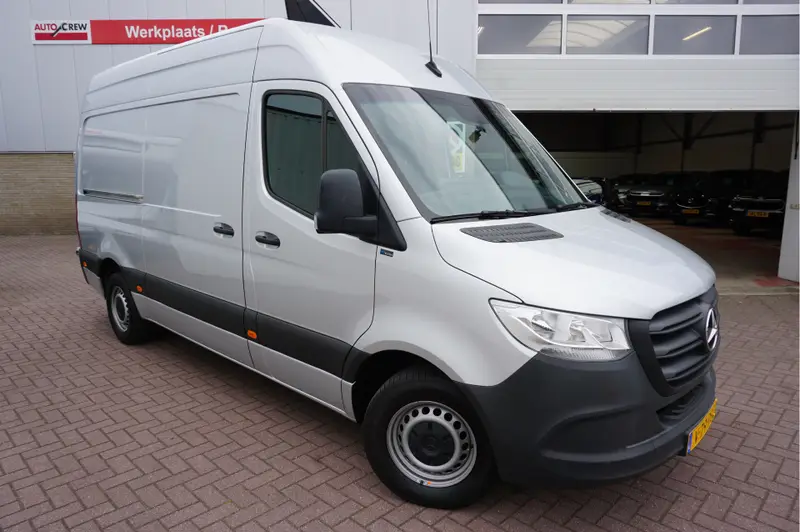Mercedes-Benz Sprinter 317 1.9 CDI L2H2 Automaat 2023 leasen bij DreamLease: foto 1