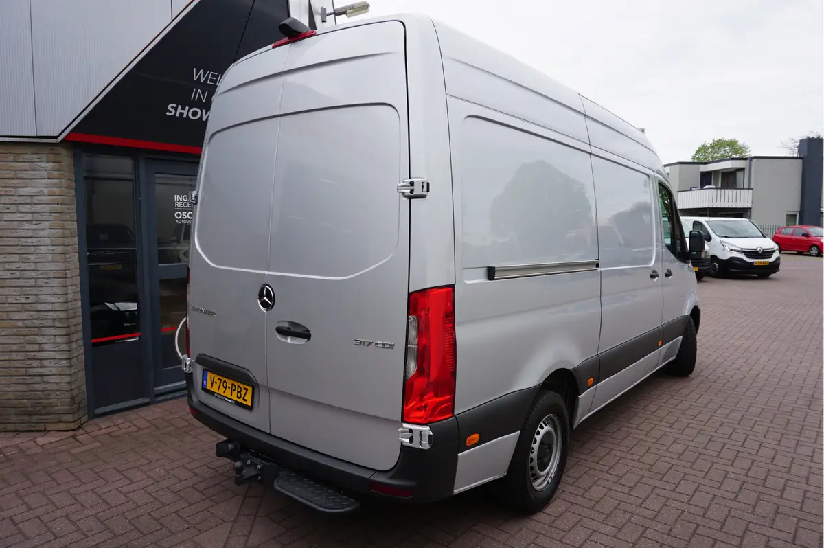 Mercedes-Benz Sprinter 317 1.9 CDI L2H2 Automaat: foto 2