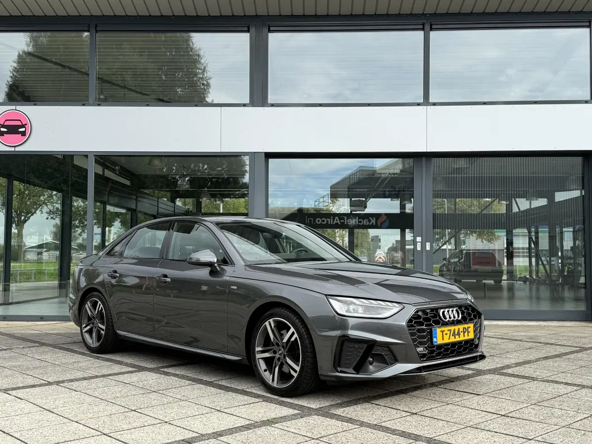 Audi A4 Limousine 35 TFSI Aut. S-line | S-Edition | Virtual |: foto 2