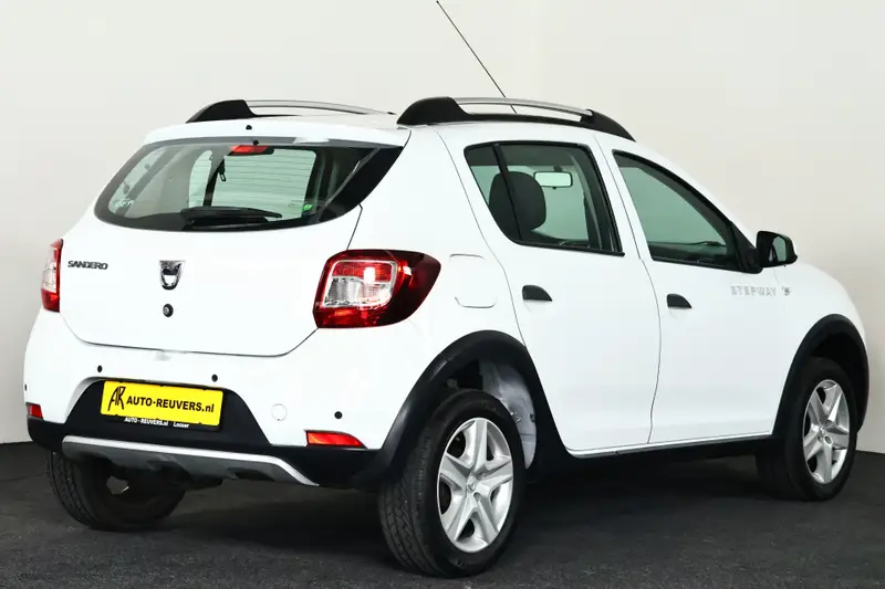Dacia Sandero Stepway 0.9 TCe Prestige 2014 leasen bij DreamLease: foto 2