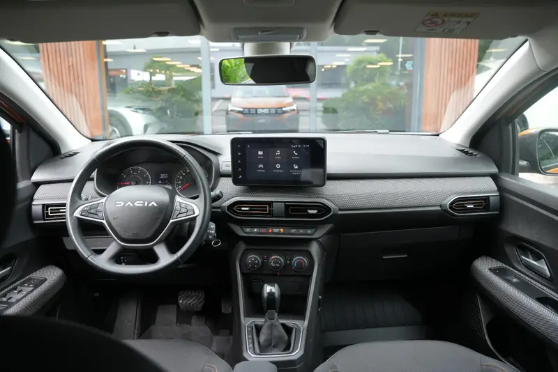Dacia Sandero 1.0 TCe 90 Comfort 2024 leasen bij DreamLease: foto 2