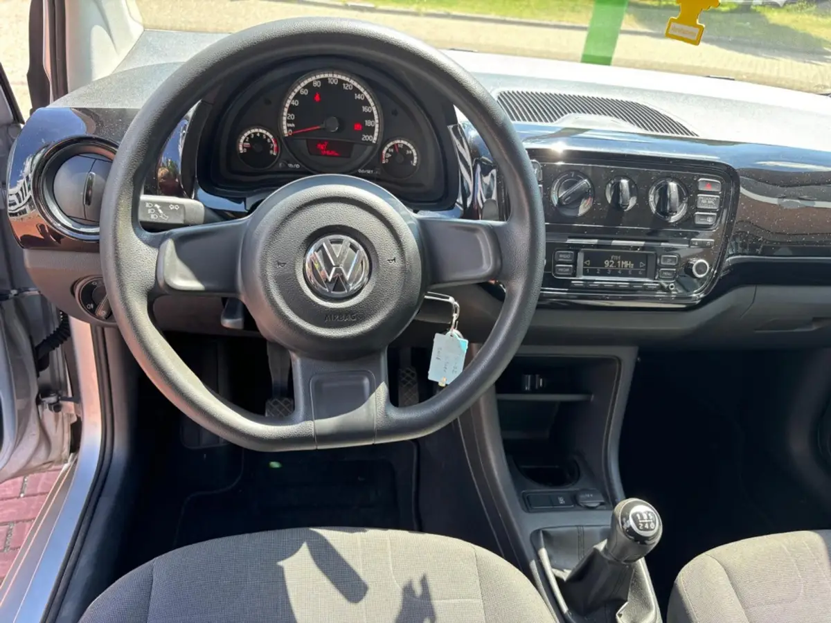 Volkswagen up! 1.0 move up! BlueMotion 3drs 134000km!!: foto 2