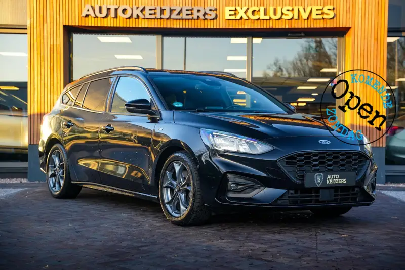 Ford Focus Wagon 1.0 EcoBoost ST Line 2019 leasen bij DreamLease: foto 1