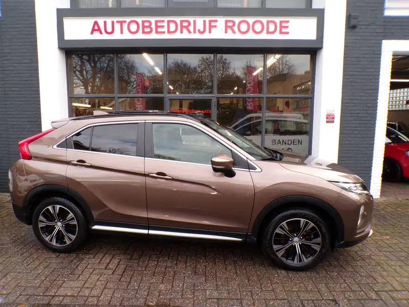 Mitsubishi Eclipse Cross 1.5 DI-T Vol Extra's 2018 leasen bij DreamLease: foto 1