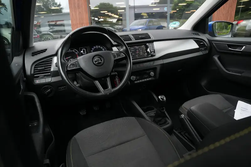 Škoda Fabia Combi 1.0 TSI Business Edition 2019 leasen bij DreamLease: foto 2
