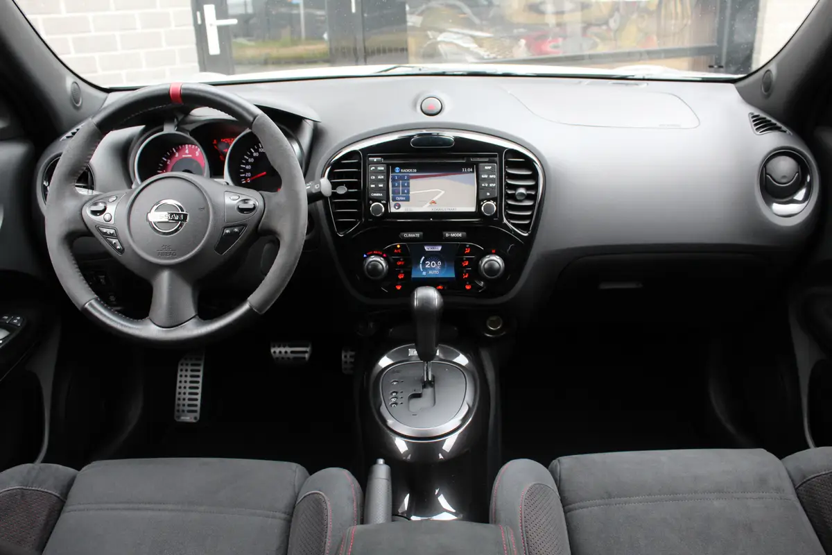 Nissan Juke 1.6 Turbo NISMO All-Mode: foto 2