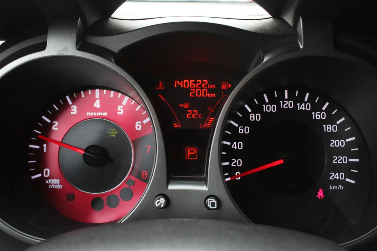 Nissan Juke 1.6 Turbo NISMO All-Mode: foto 31