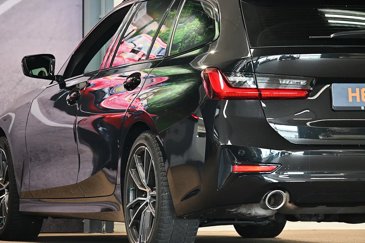 BMW 3 Serie Touring 318i High Executive Edition: foto 36