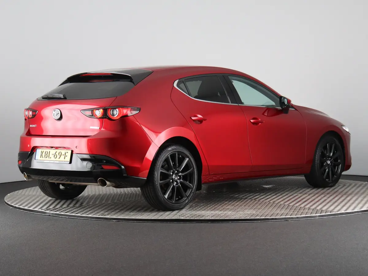 Mazda 3 187pk 2.0 e-SkyActiv-X M Hybrid 186 Comfort: foto 2