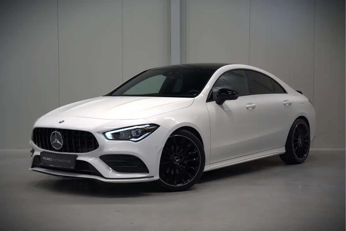 Mercedes-Benz CLA 180 Advantage AMG: foto 1