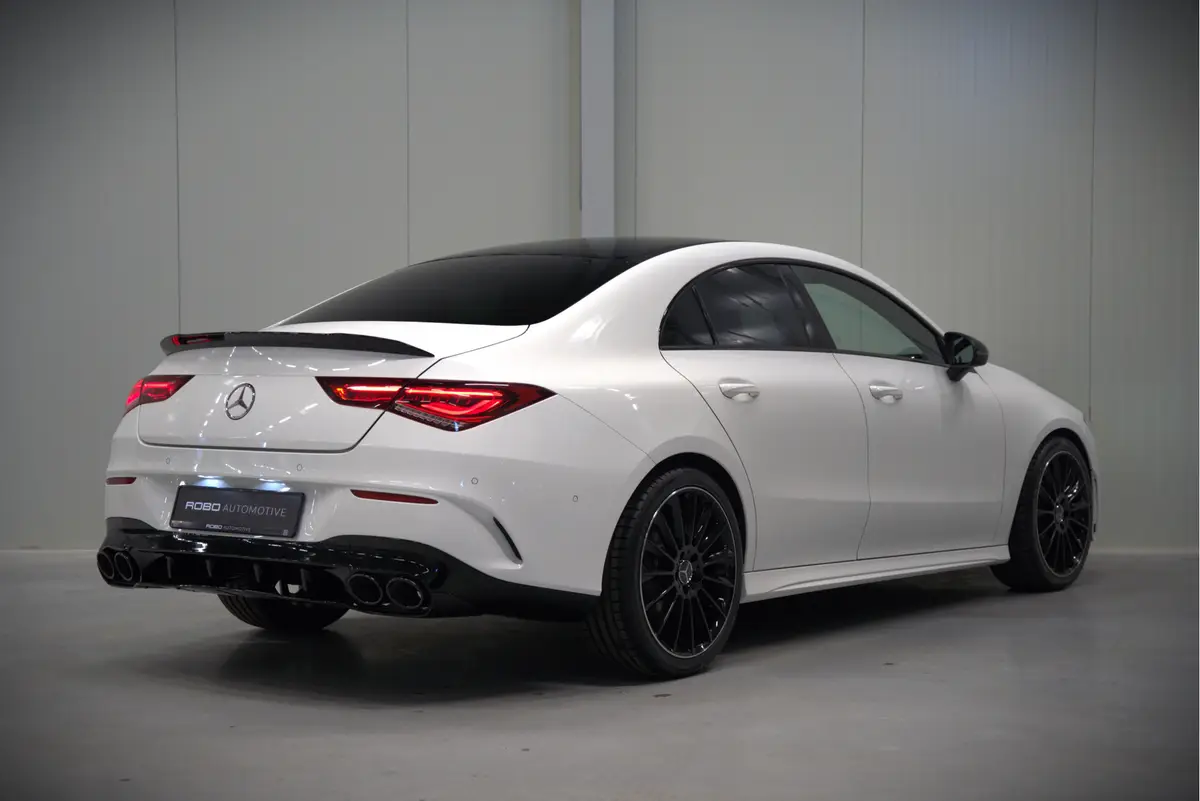 Mercedes-Benz CLA 180 Advantage AMG: foto 2