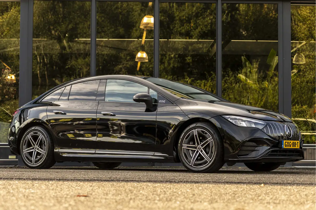 Mercedes-Benz EQE 300 Business Line 89 kWh: foto 1