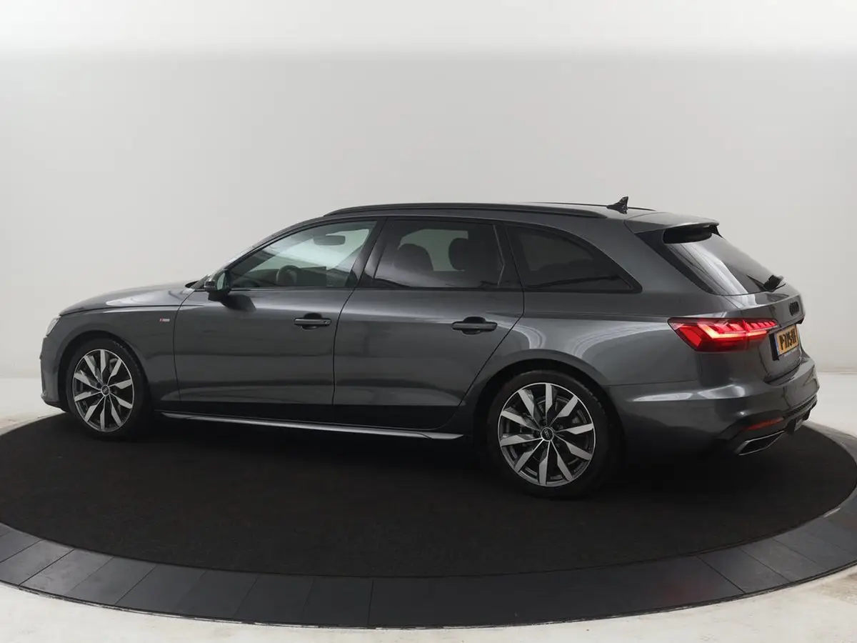 Audi A4 Avant 35 TFSI S edition Competition: foto 2