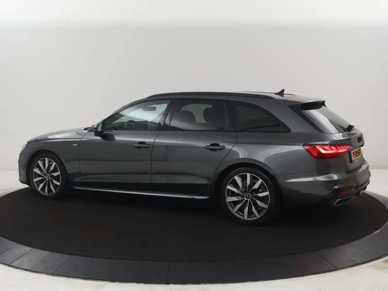 Audi A4 Avant 35 TFSI S edition Competition 2022 leasen bij DreamLease: foto 2