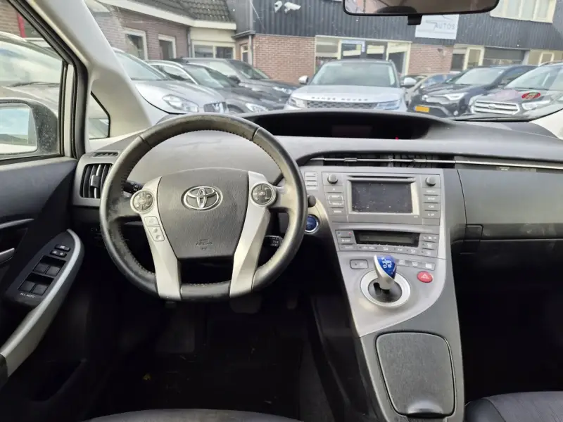 Toyota Prius 1.8 Business hud Navi Camera 2013 leasen bij DreamLease: foto 2
