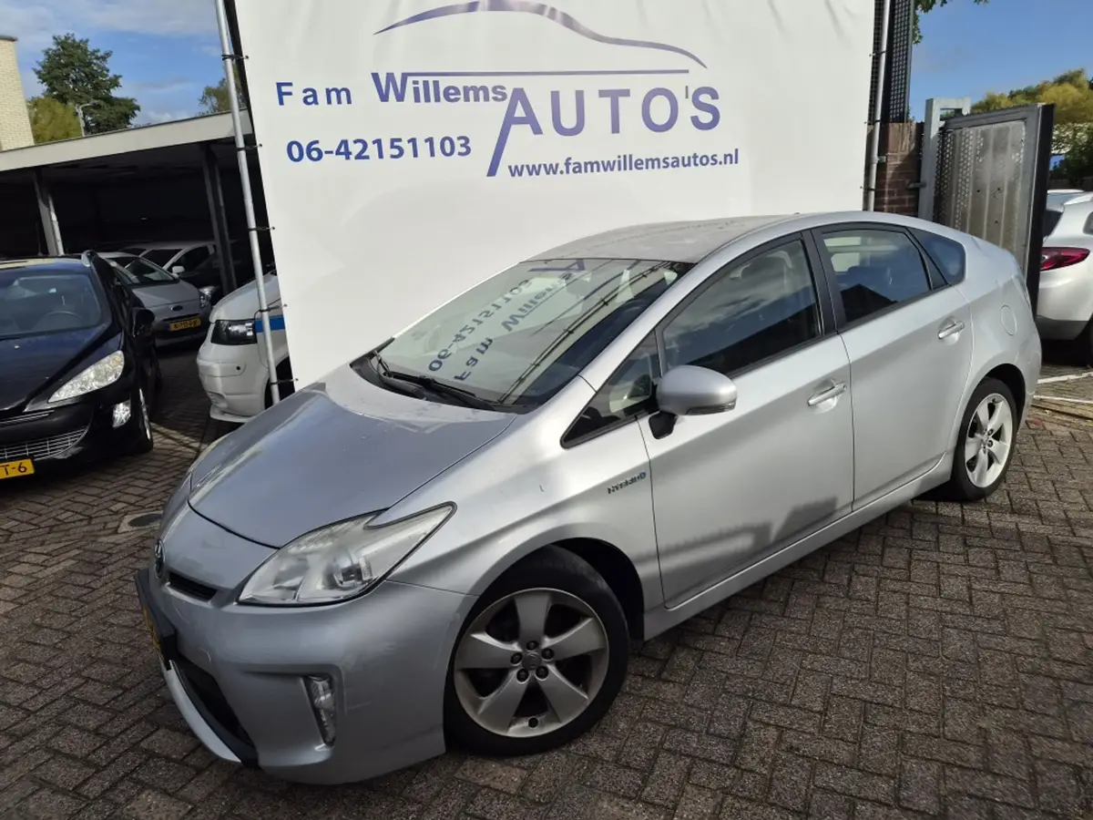 Toyota Prius 1.8 Business hud Navi Camera: foto 30