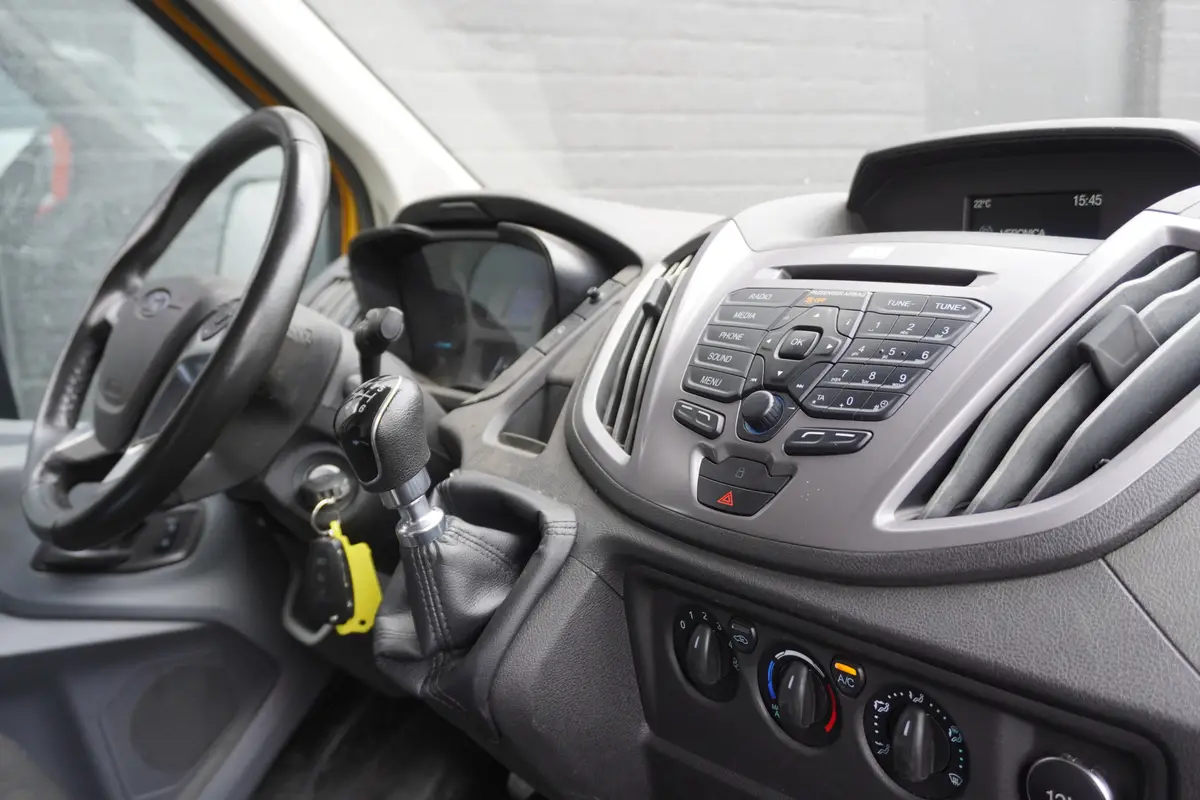 Ford Transit 2.0 TDCI 130PK L3H2 EURO 6: foto 2