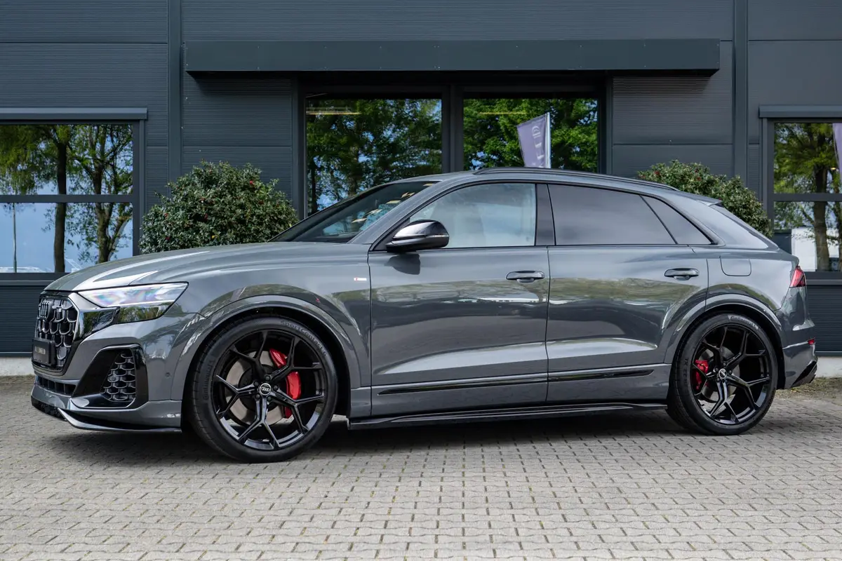 Audi Q8 60 TFSI e: foto 2