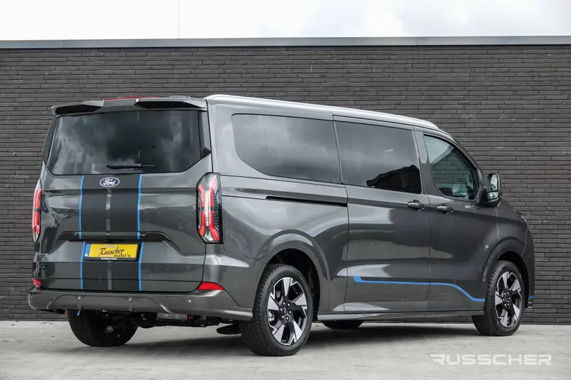 Ford Transit Custom Tourneo L2H1 218Pk Aut. | Sport | 8-Persoons | Nieuwe 71kWh Accu | Elektrisch | Panoramadak | 360° Camera | 19'' 2026 leasen bij DreamLease: foto 2