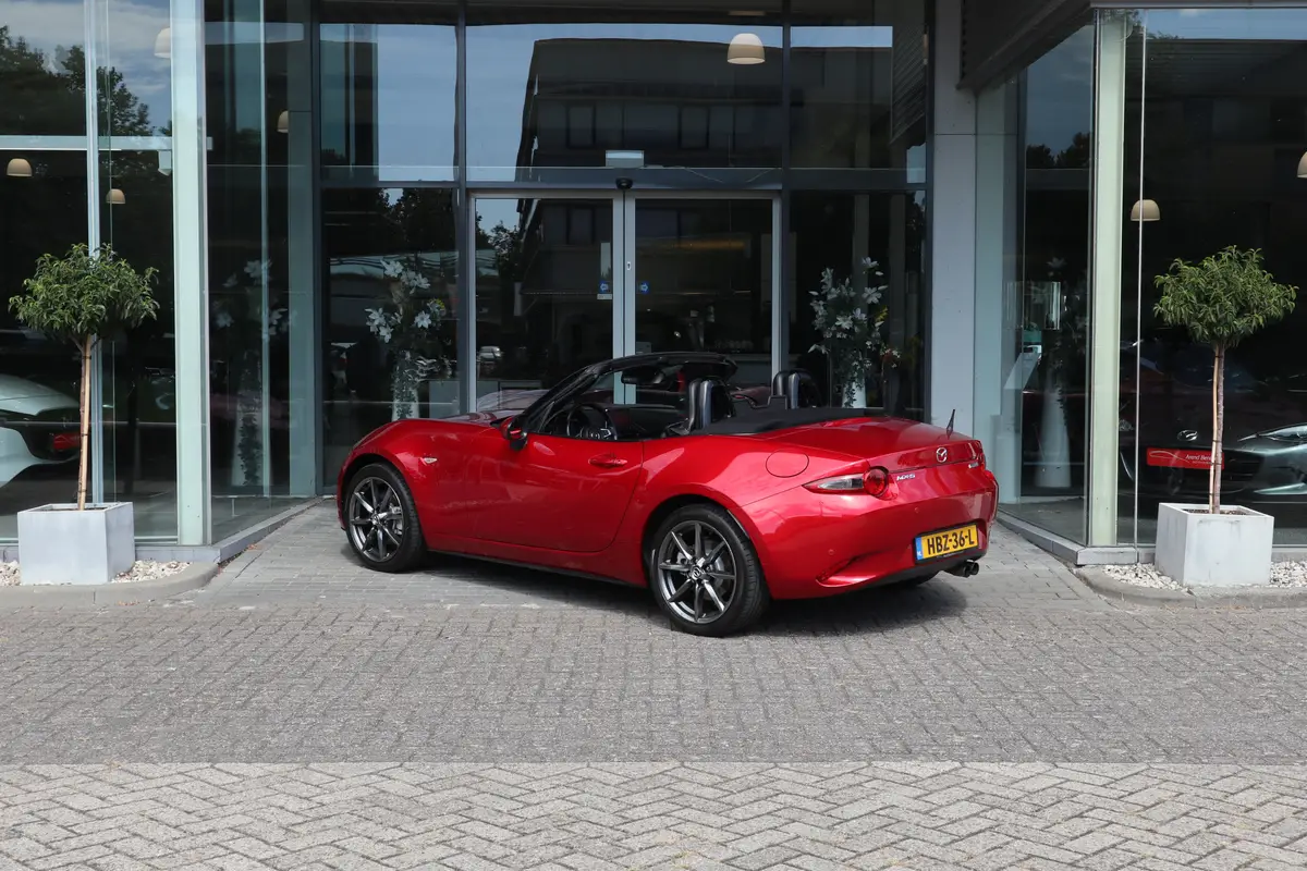 Mazda MX-5 2.0 SkyActiv-G 160 GT-M: foto 2