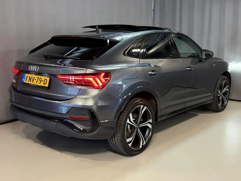 Audi Q3 Sportback 45 TFSI e S Edition 2021 leasen bij DreamLease: foto 2