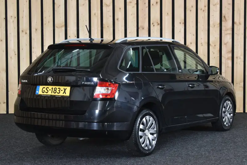 Škoda Fabia Combi 1.2 TSI Edition 1e eig. NL-auto Carplay Stoelverw. Clima Cruise + Nwe APK 2015 leasen bij DreamLease: foto 2