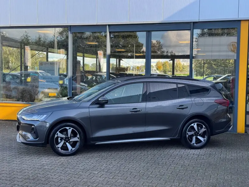 Ford Focus 1.0 Ecoboost 155 pk Automaat Active - Navi - camera 2024 leasen bij DreamLease: foto 2