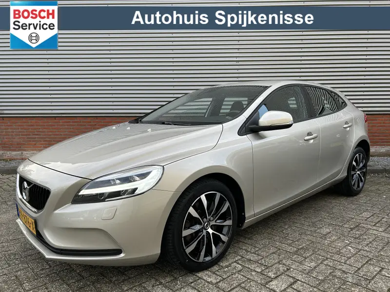 Volvo V40 1.5 T2 Nordic+ 2017 leasen bij DreamLease: foto 1