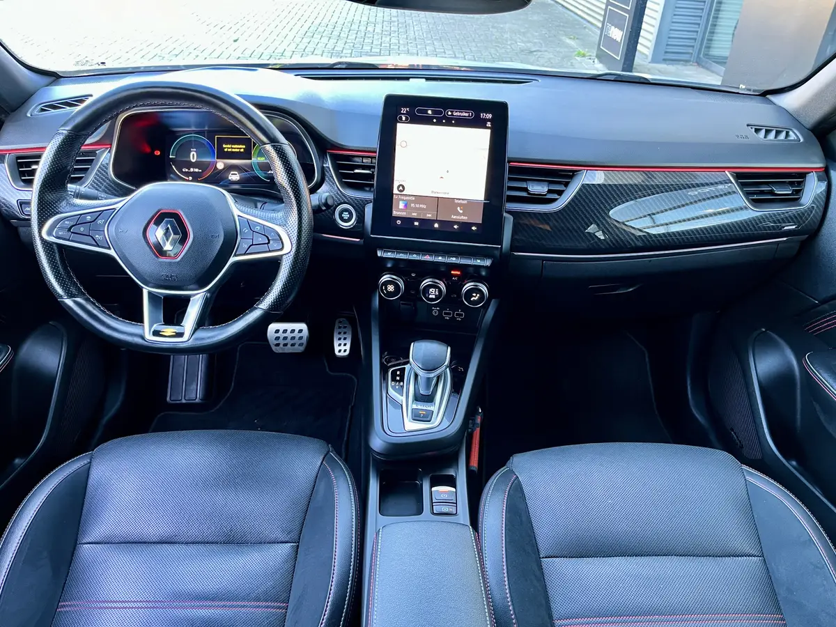 Renault Arkana 1.6 E-Tech Full Hybrid 145 R.S. Line: foto 2