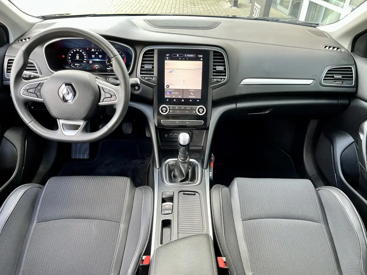 Renault Mégane Estate 1.3 TCe 140 Techno: foto 2