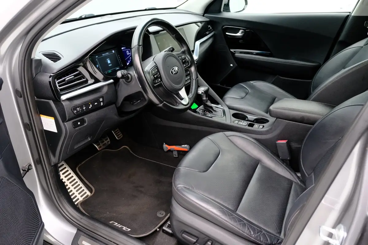 Kia Niro 1.6 GDi Hybrid ExecutiveLine Aut. Pano|Stoelverw./Koeling|CarPlay|Leder|Cam|JBL: foto 2