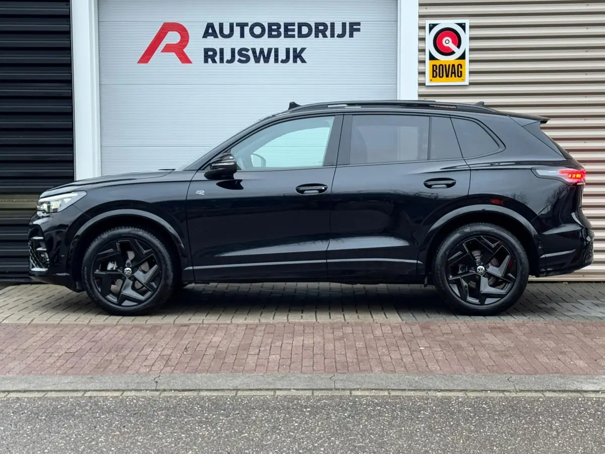 Volkswagen Tiguan 1.5 eTSI R-Line Pano/360/Leer/Dodehoek: foto 2