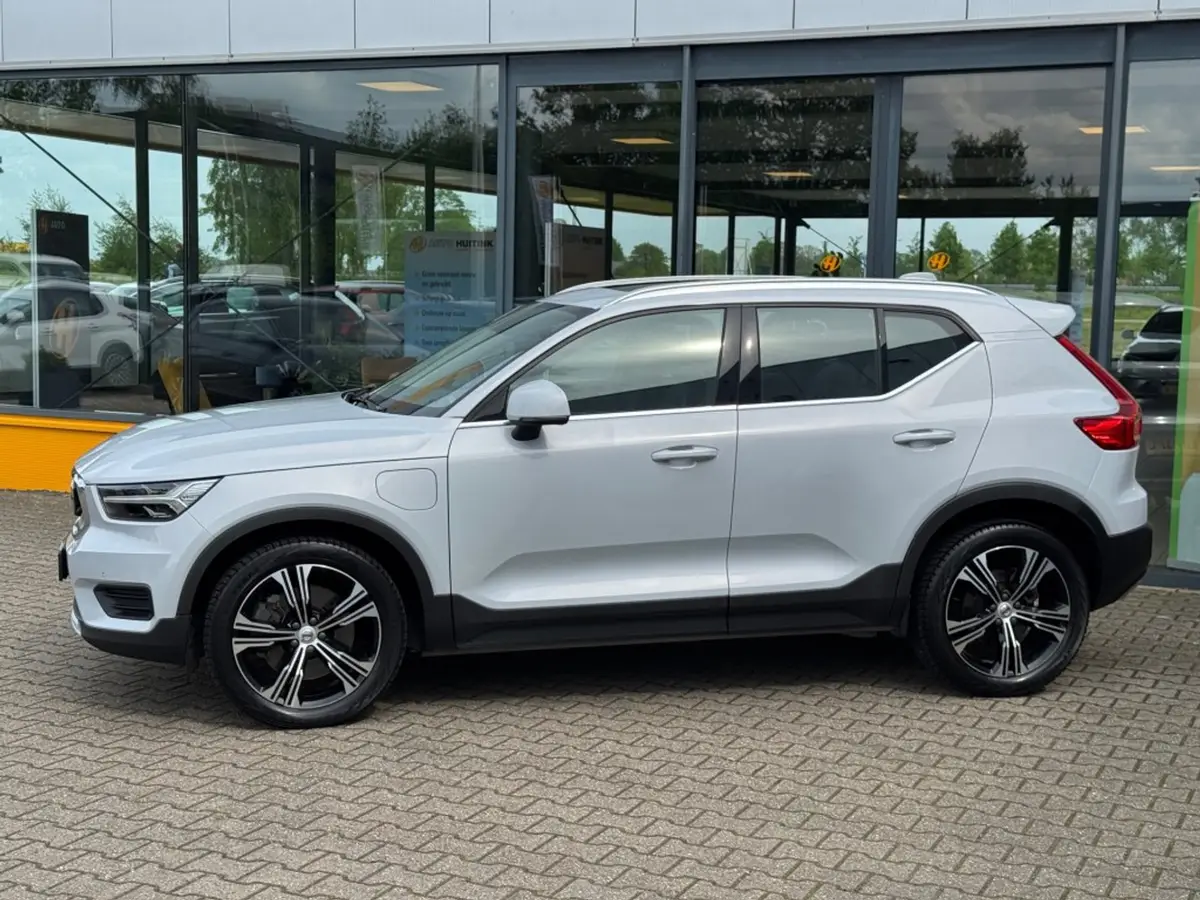 Volvo XC40 1.5 T4 Recharge Inscription - Pan dak - Leder - camera - navi: foto 2