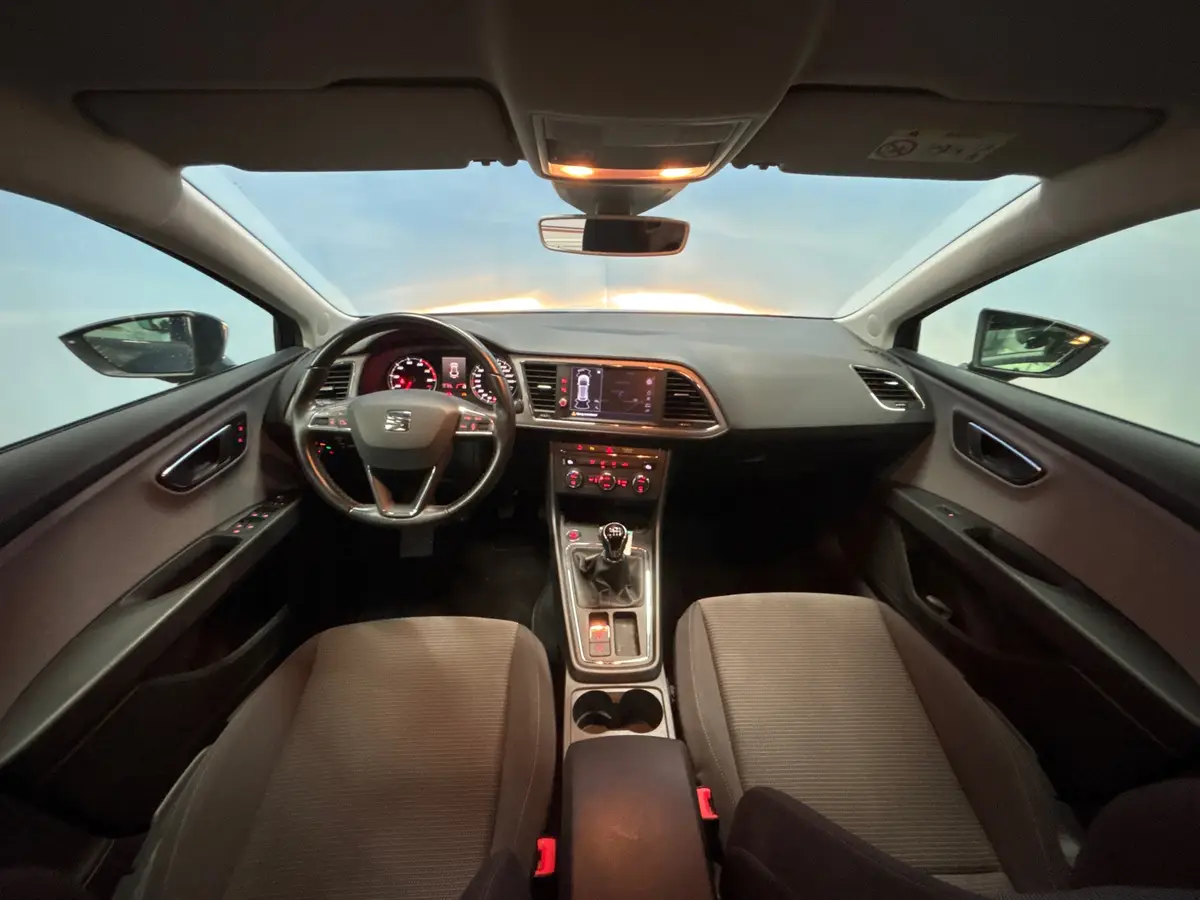 SEAT Leon ST 1.0 EcoTSI Style Business Intense Carplay, Clima, Park Pilot: foto 2